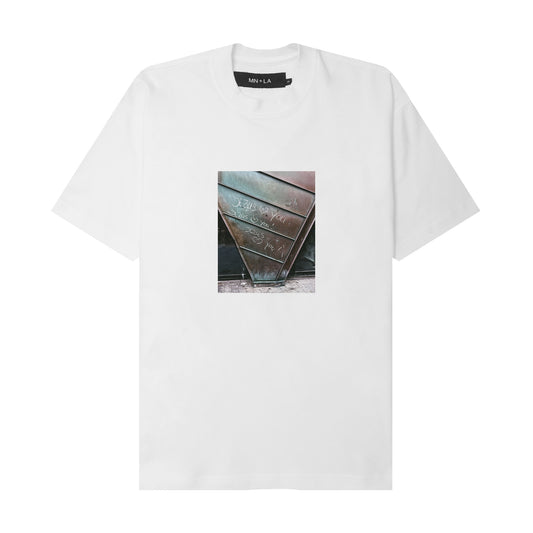 "JESUS LOVES YOU" TEE IN WHITE
