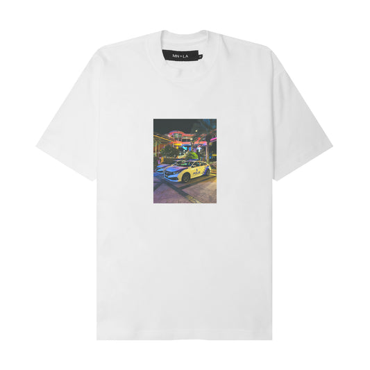 "POLIS" TEE IN WHITE