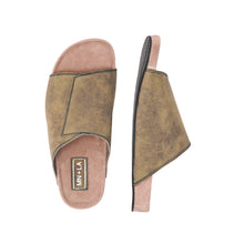 SUEDE SLIDES IN BAMBOO