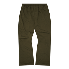 FRENCH TERRY BOOTCUT PANTS IN OLIVE