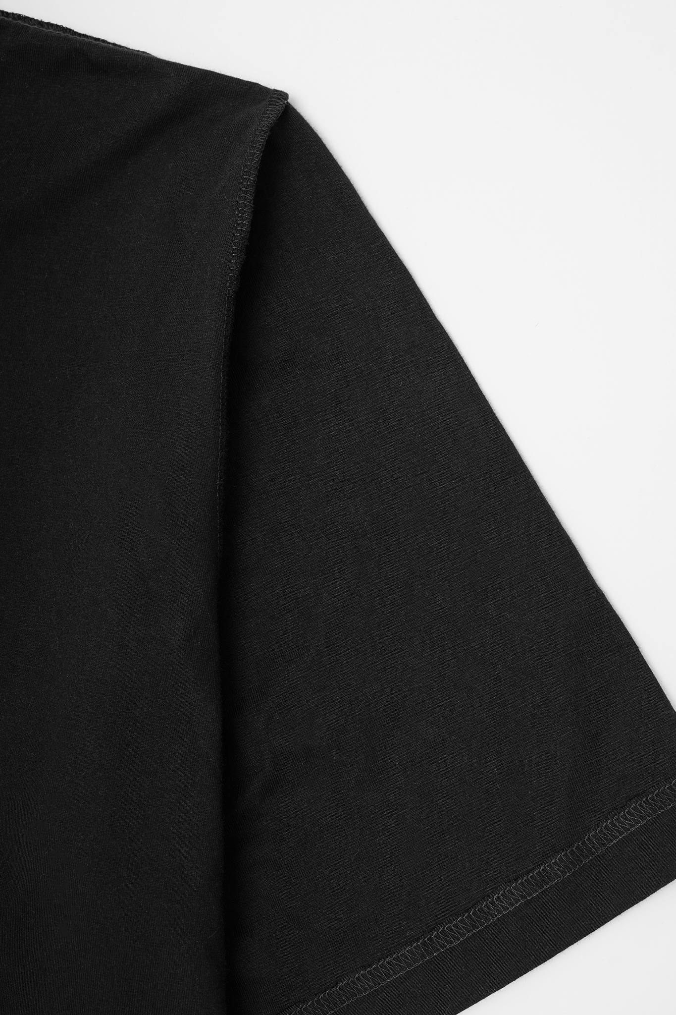 RAW STITCHING MOCK NECK TEE V2 IN ANTHRACITE