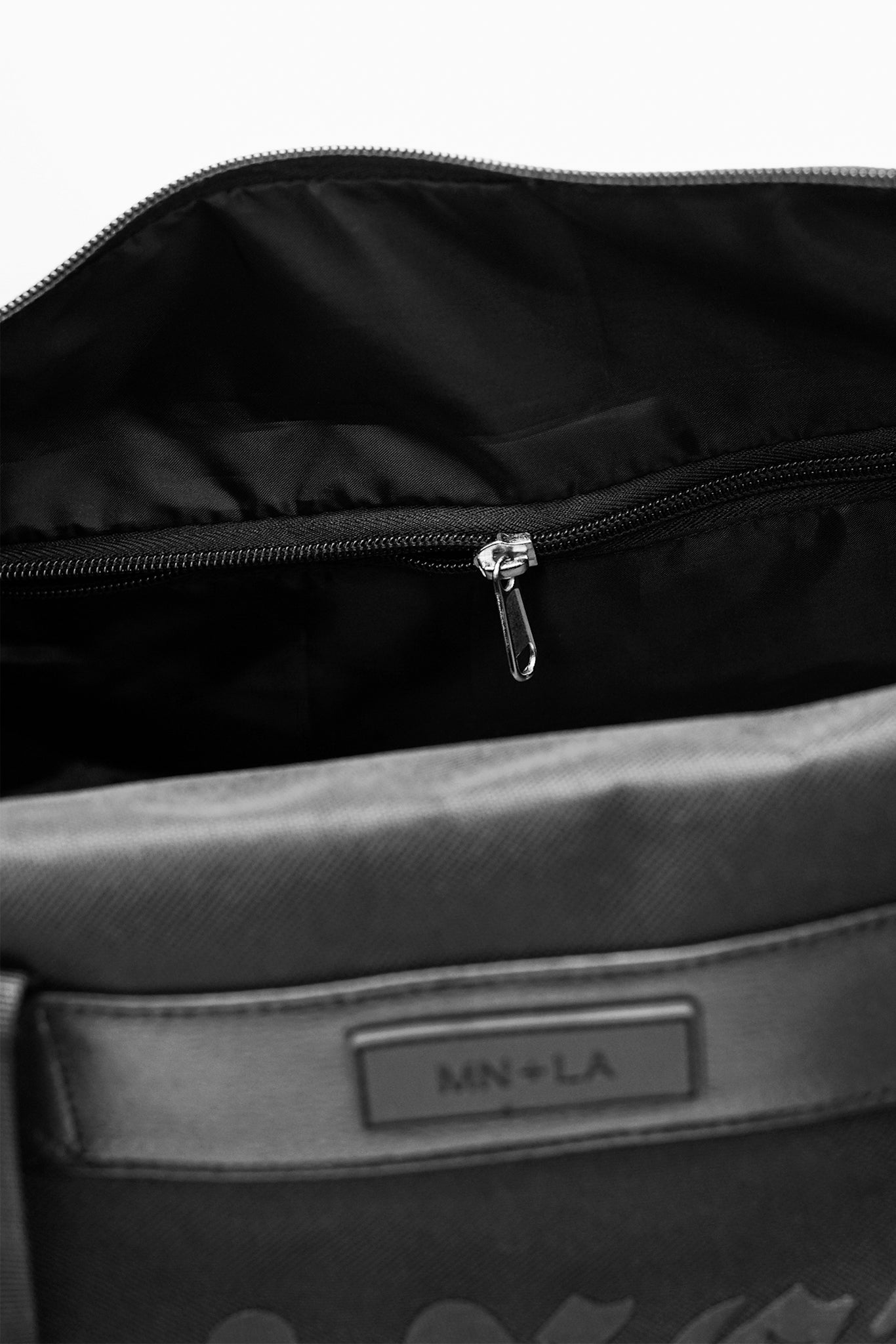 MN+LA WEEKENDER MONEY BAG V2