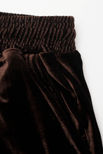 VELOUR HOUSE SHORTS IN WOOD