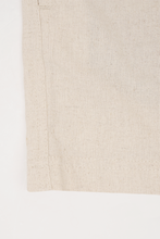LINEN PLEATED HOUSE SHORTS IN OAT