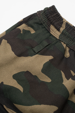 WOODLAND CAMO 7 POCKET SHORTS