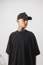 STRIPED PIQUE MOCK NECK TEE IN ANTHRACITE