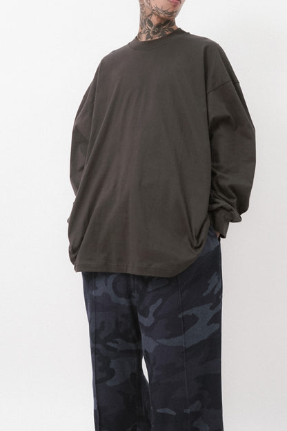 DEEP TRENCH CAMO PLEATED WIDE LOUNGE PANTS