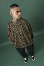 "VINES AND THORNS" RAW STITCH LONGSLEEVE TEE IN OLIVE