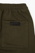 MN+LA "CREST" SWEATSHORTS IN OLIVE