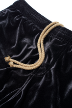 VELOUR SWEATSHORTS IN ANTHRACITE