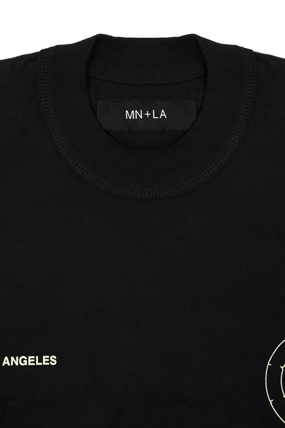 "M'$ ARTIFACT" MOCK NECK TEE IN ANTHRACITE