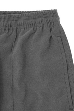 PLEATED HOUSE SHORTS IN STONE GREY