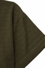 CROPPED MOCK NECK IN OLIVE